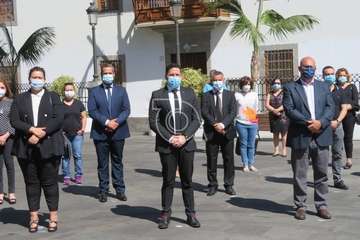 Telde guarda un emotivo minuto de silencio por las víctimas del Covid-19 (Foto TA)